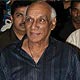 Yash Chopra at Rani and Shahid Promote DBH