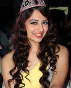 Zoya Afroz