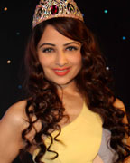 Zoya Afroz