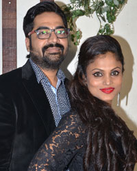 Sanket Vanzara with wife Swara