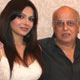 Mrinalini, Mahesh Bhatt, Jatin, Mrinalini and Tushar Jalota and Mukesh Bhatt