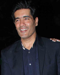 Manish MAlhotra and Sophie Choudry