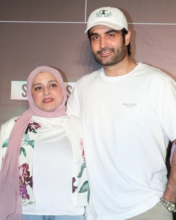 Nouran Aly and Vivian Dsena