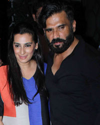 Mana Shetty and Sunil Shetty