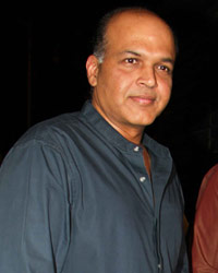 Ashutosh Gowariker with actor Deepak Shirke