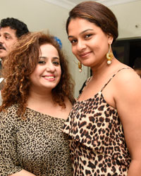 Vandana Sajnani Khattar with Tejaswini Kolhapure