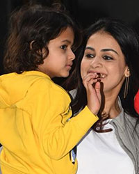 Genelia D'Souza and Riteish Deshmukh with their kids