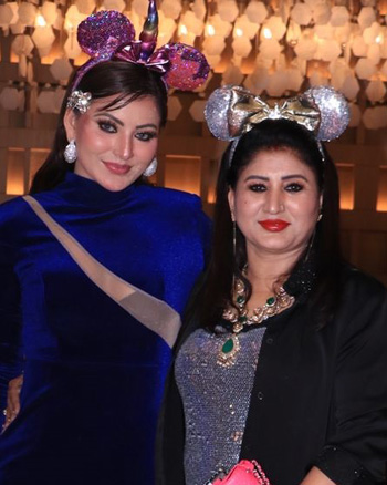 Urvashi Rautela with her mother Meera Rautela