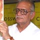 Gulzar launches book at Crossword book store edited by Vijay Akela