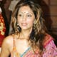 SRK`s wife Gauri arriving at hotel Grand Maratha to attend Zayed Khan and Malaika`s ladies sangeet party