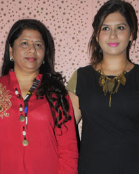 Tejaswini Jagtap with Designer Manali Jagtap