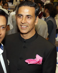 Madhur Bhandarkar and Akshay Kumar