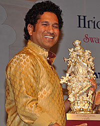 Sachin Tendulkar and Usha Mangeshkar