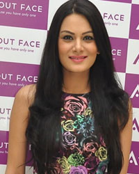 Aanchal Kumar at About Face Launch