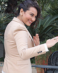 Sonakshi Sinha at Action Jackson Promotional Shoot