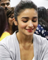 Alia Bhatt at Adoptathon 2016