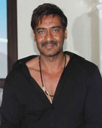 Ajay Devgn Gifts Tata Sumo To Mumbai Police
