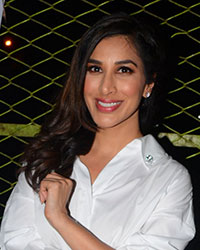 Sophie Choudry at Alia at Adoptathon 2017