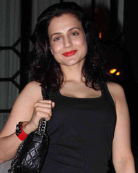 Amisha Patel at Amisha and Alia Snapped at Nido