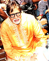 Amitabh Bachchan at Amitabh Celebrates 72nd Birthday