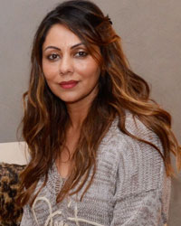 Gauri Khan at Arjun Kapoor Visits Gauri Khan Designs