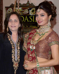 Avani Modi Shoots for Rodasi Jewellery Avani Modi Shoots for Rodasi Jewellery