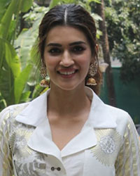 Kriti Sanon at Banega Swasth India Campaign