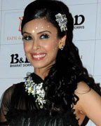 Hrishita Bhatt at Bharat and Dorris Make up Awards