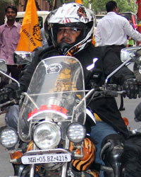 Amitabh Bachchan at Big B Flags off Tiger Conservation Bike Rally