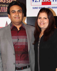 Dilip Joshi with wife Dilip Joshi with wife