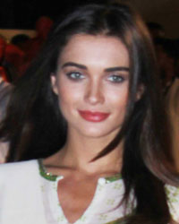 Amy Jackson at Bollywood Bids Adieu to Lord Ganesha