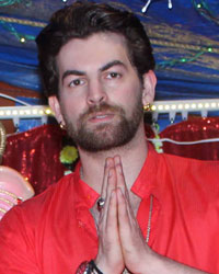 Neil Nitin Mukesh at Bollywood Bids Adieu to Lord Ganesha