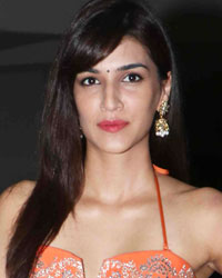 Kriti Sanon at Bollywood Celebrates Ganesh Chaturthi 2016