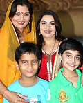 Bollywood Stars Visit Ganesh Pandals
