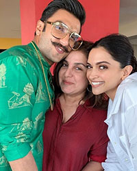 Ranveer Singh, Farah and Deepika Padukone