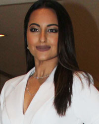 Sonakshi Sinha at Brand Vision Summit 2016