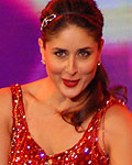 Kareena Kapoor at CREDAI Real Estate Awards 2012