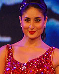 Kareena Kapoor at CREDAI Real Estate Awards 2012