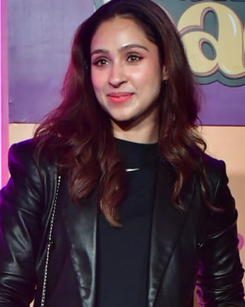 Pashmina Roshan Pashmina Roshan