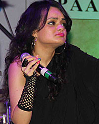 Vishal Dadlani and Aditi Singh Sharma