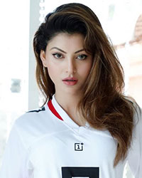 Urvashi Rautela at Celebrities Promoting One Plus 7