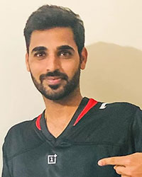 Bhuvneshwar Kumar at Celebrities Promoting One Plus 7