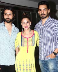 Celebs Grace Munisha Khatwani Debut Play Celebs Grace Munisha Khatwani Debut Play