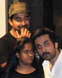 Celebs Throng Salman`s Residence