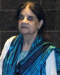 Celebs Throng Salman`s Residence