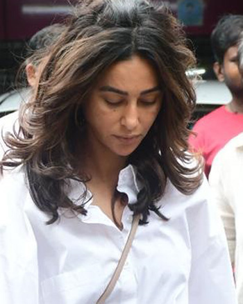 Shibani Dandekar Shibani Dandekar