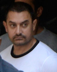 Aamir Khan at Celebs Visit Salman After HC Verdict