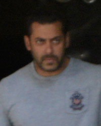 Salman Khan at Celebs Visit Salman After HC Verdict