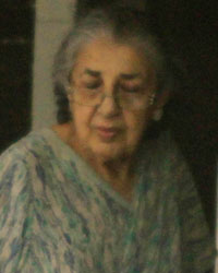 Celebs Visit Salman After HC Verdict Celebs Visit Salman After HC Verdict