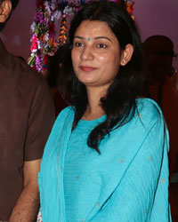 Celebs at ISKCON Temple Juhu Celebs at ISKCON Temple Juhu